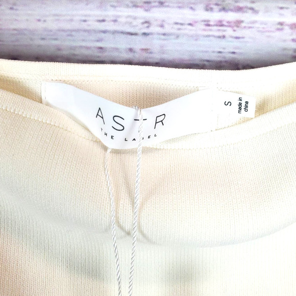 Astr the Label Ivory Sheer Puff Sleeve Bodysuit S Parisian French Girl Basic NWT - Picture 5 of 12